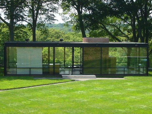 1024px-Glasshouse-philip-johnson
